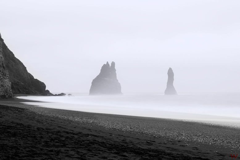 Playa de Reynisfjara en el Sur de Islandia