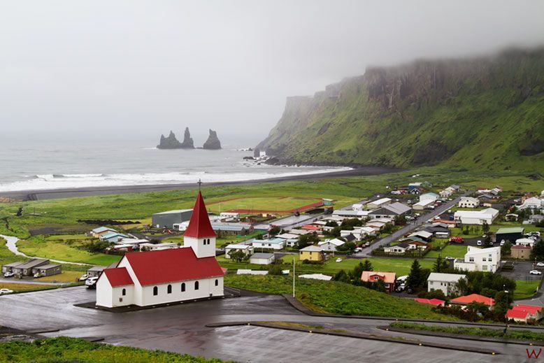 Iglesia de Vík í Myrdal en el Sur de Islandia