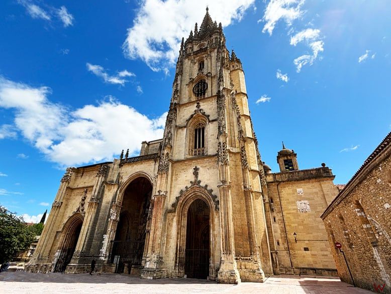 La Catedral de San Salvador de Oviedo