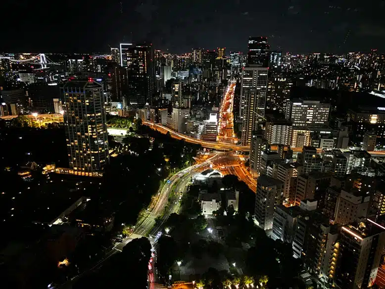 Visitas desde el "Main Deck" al subir a la Torre de Tokio