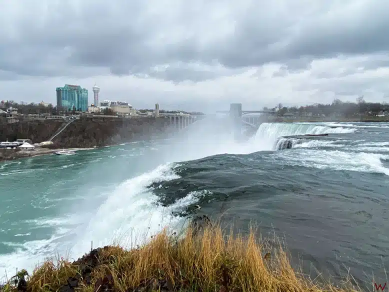 Las Cataratas del Niágara desde el lado americano