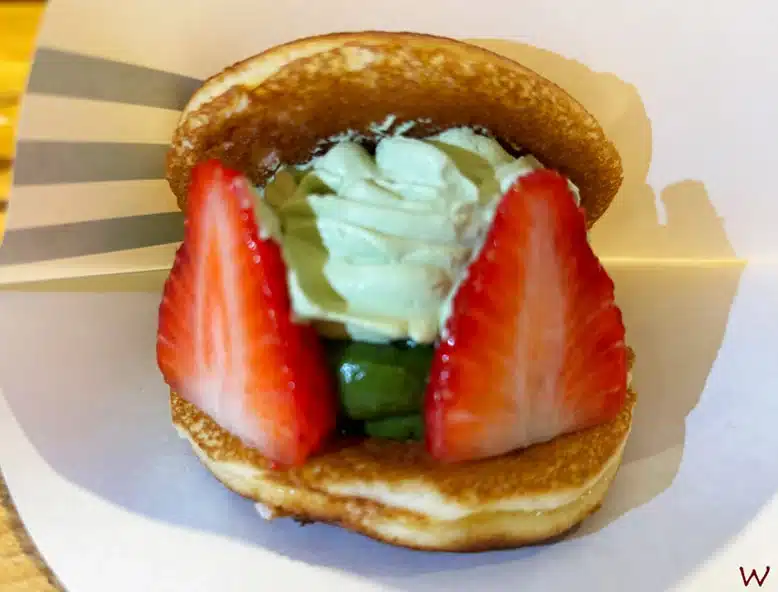 El Dorayaki de té matcha con fresas