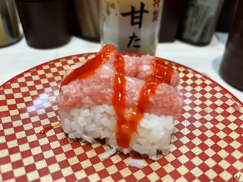 Plato de sushi en Oubei, uno de los mejores restaurantes de Tokio
