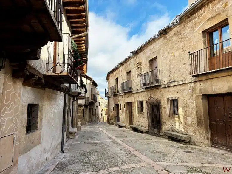 Las calles de Pedraza están repletas de historia