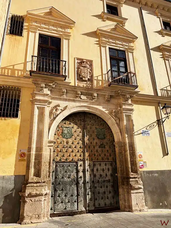 El Palacio Episcopal de Cuenca, uno de los lugares más bonitos que ver en Cuenca en un día