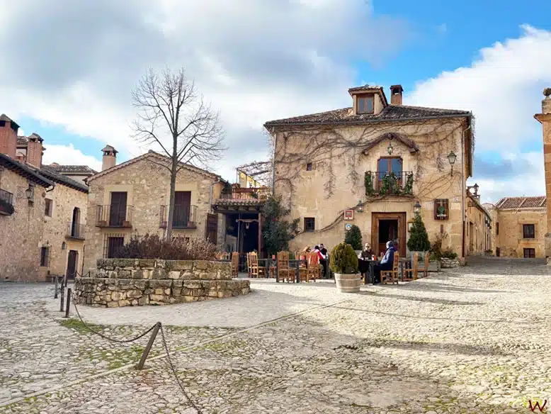 La Plaza del Álamo de Pedraza