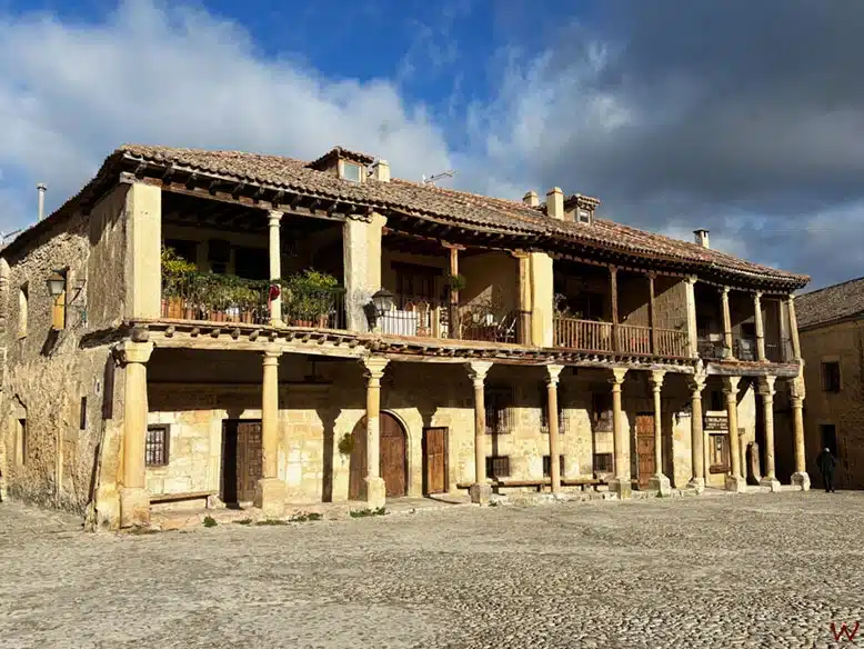 La Plaza Mayor de Pedraza, uno de los mejores lugares que ver en Pedraza en un día