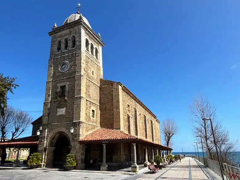 Iglesia de Santa María de Luanco, uno de los mejores lugares que ver en Luanco