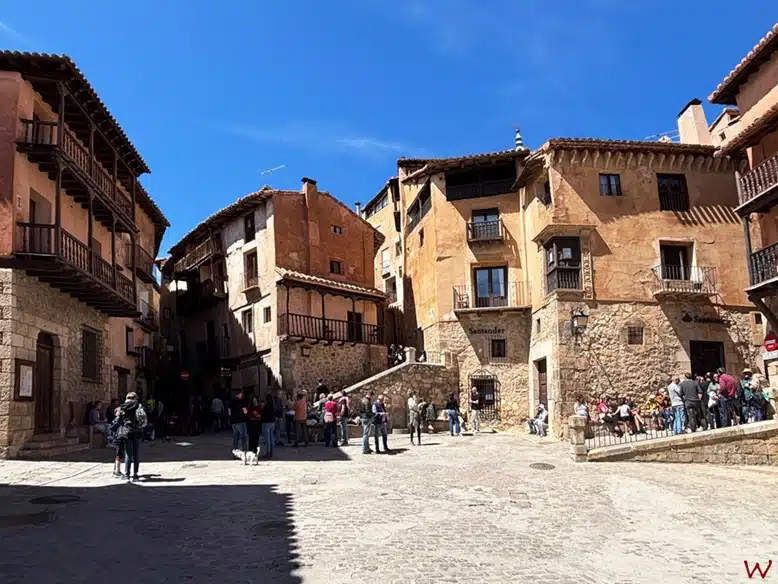 La Plaza Mayor, uno de los lugares que ver en Albarracín
