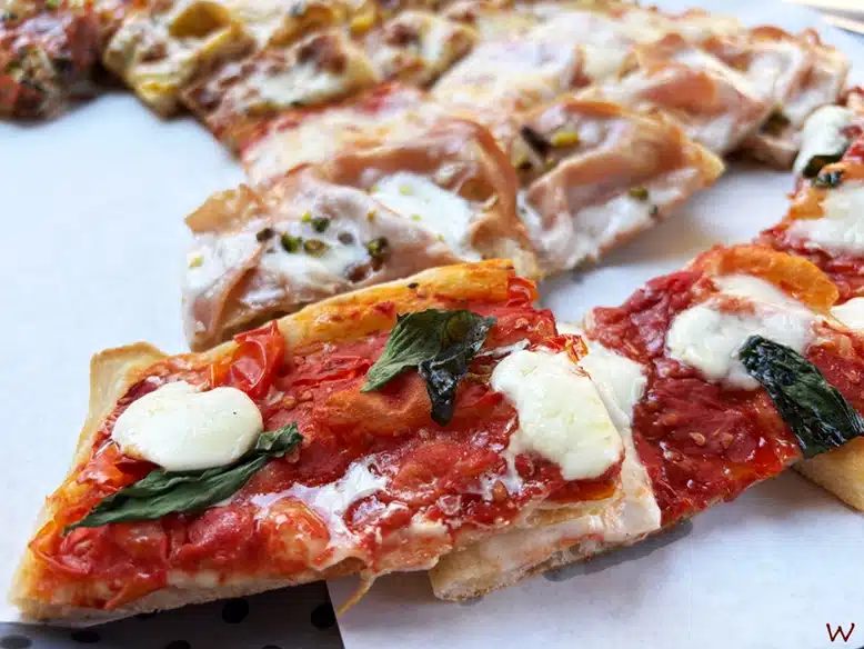 Pizza al taglio de Pizza Zizza