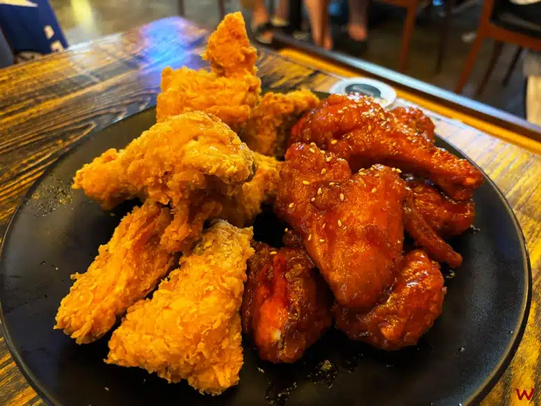 El pollo picante de Seúl, una de las mejores cosas que hacer en Seúl