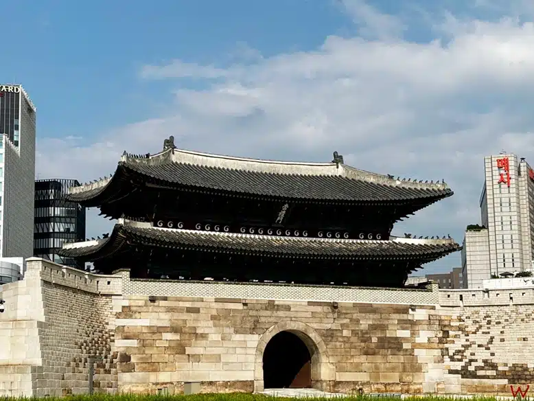 La Puerta Sungnyemun de Seúl