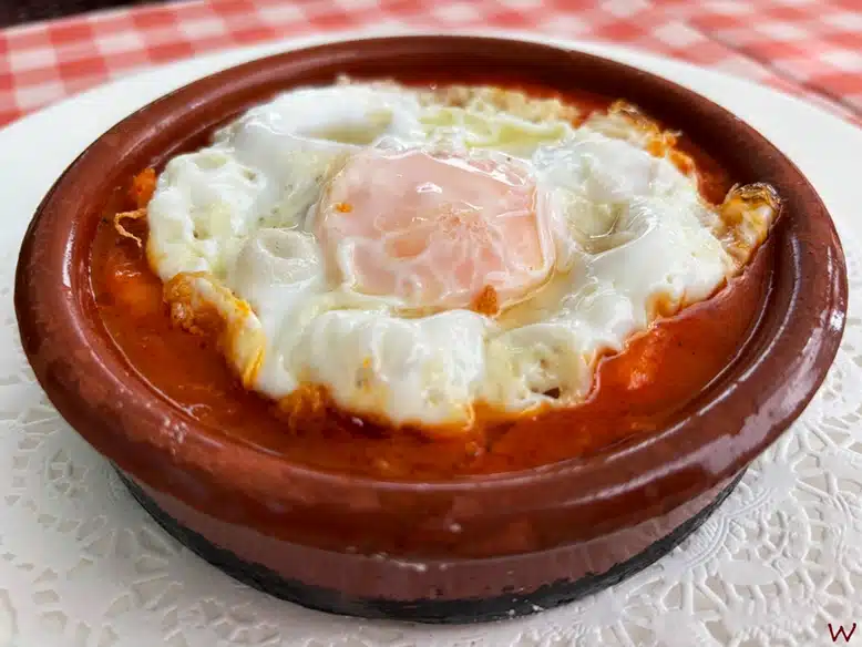 Pisto con huevo en la Taberna del Corcho